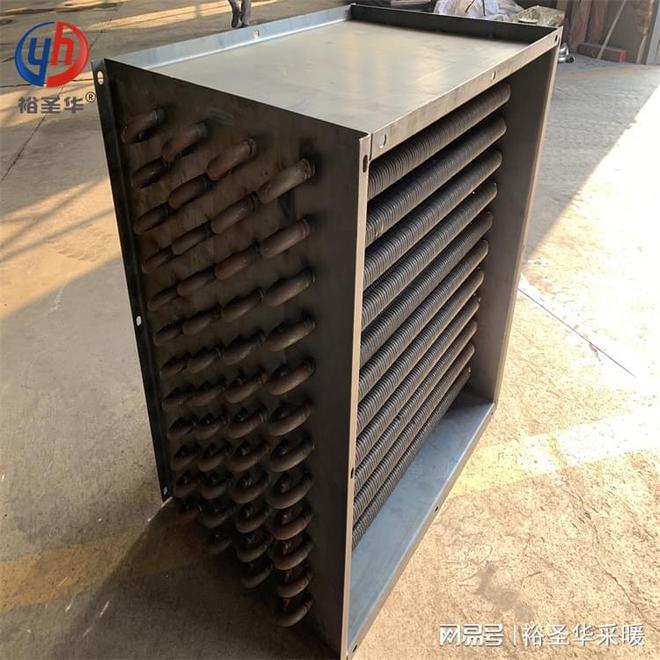 探秘工业大棚翅片管换热器：高效节能的奥秘(图1)
