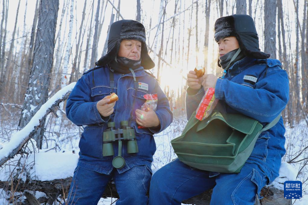 饮冰卧雪 扎根中国最北角的极寒作业者(图17)